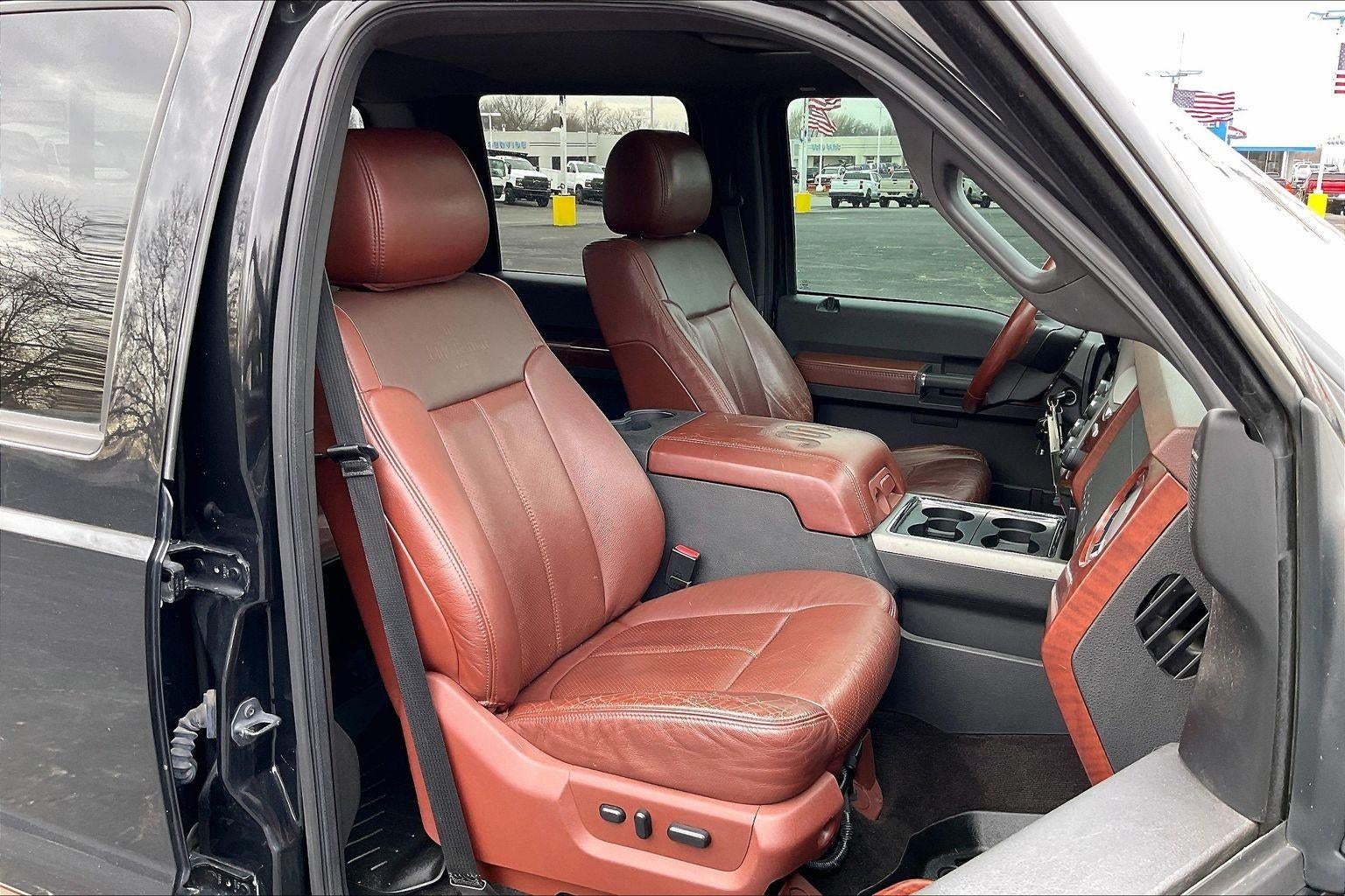 2013 Ford Super Duty F-450 DRW Platinum