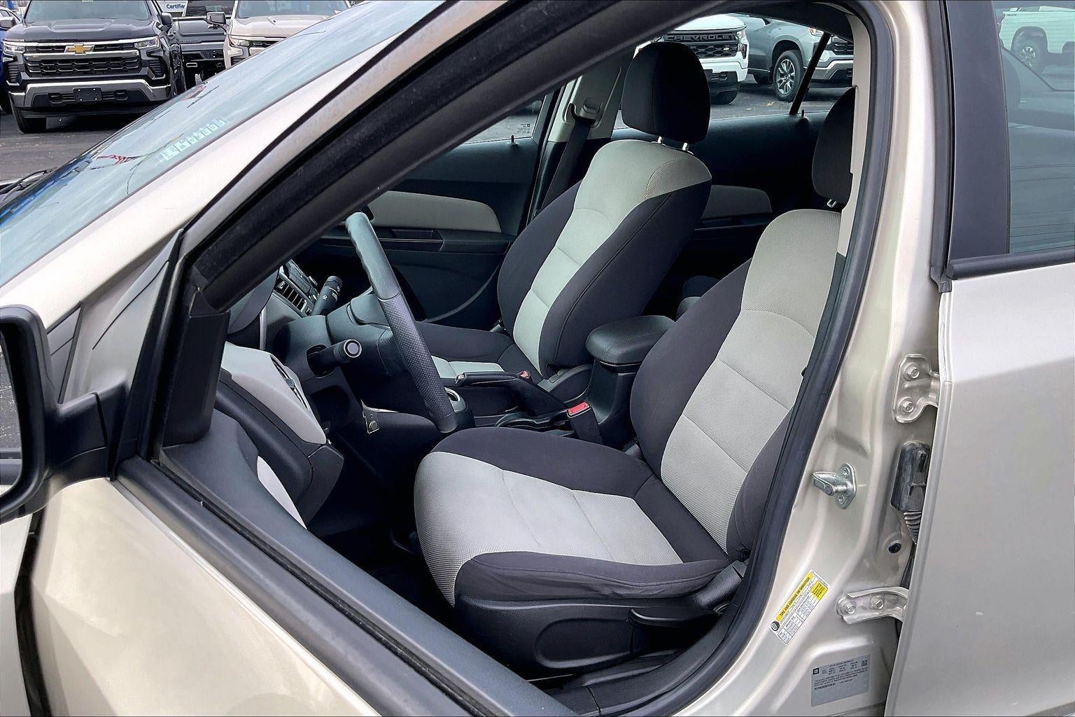 2013 Chevrolet Cruze LS