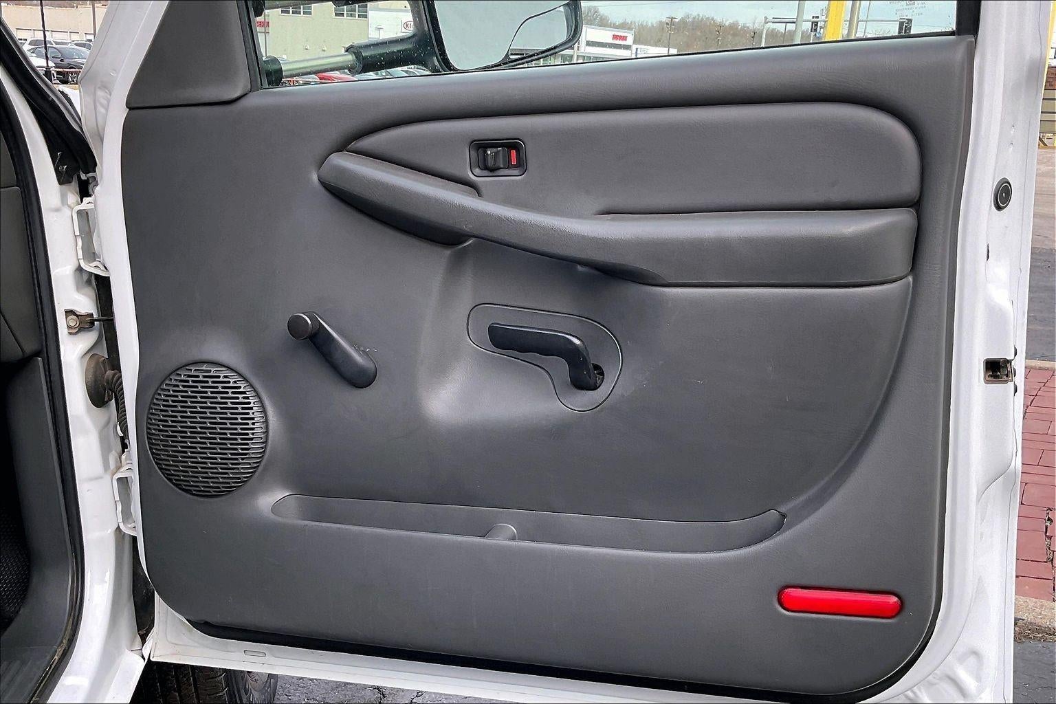 2004 Chevrolet Silverado 3500 HD REG CAB 4WD 161.5