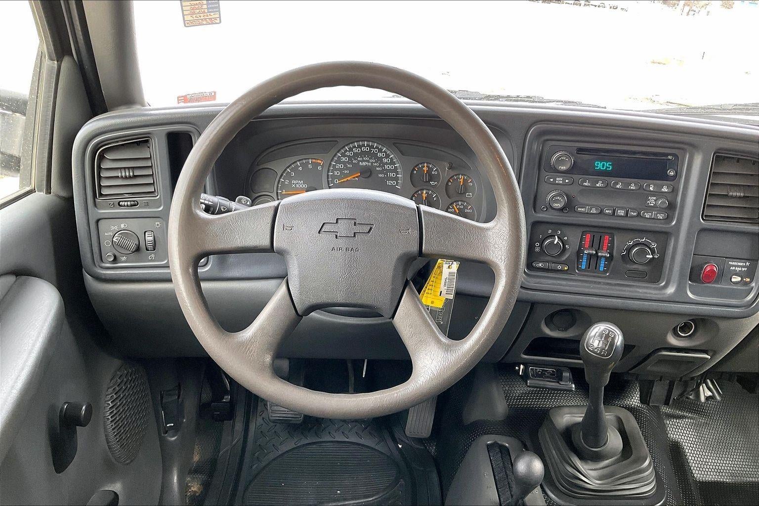 2004 Chevrolet Silverado 3500 HD REG CAB 4WD 161.5