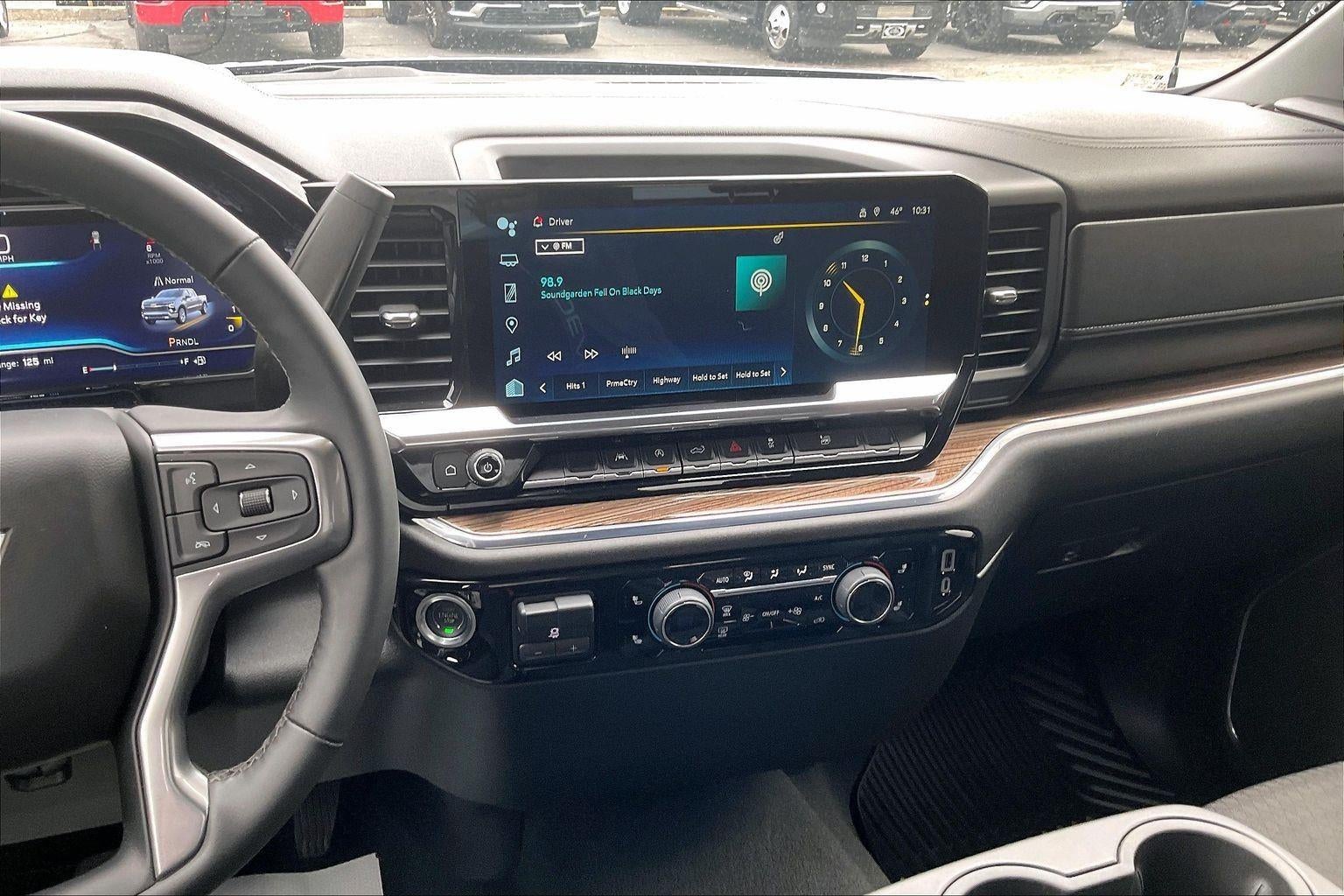 2024 Chevrolet Silverado 1500 LT