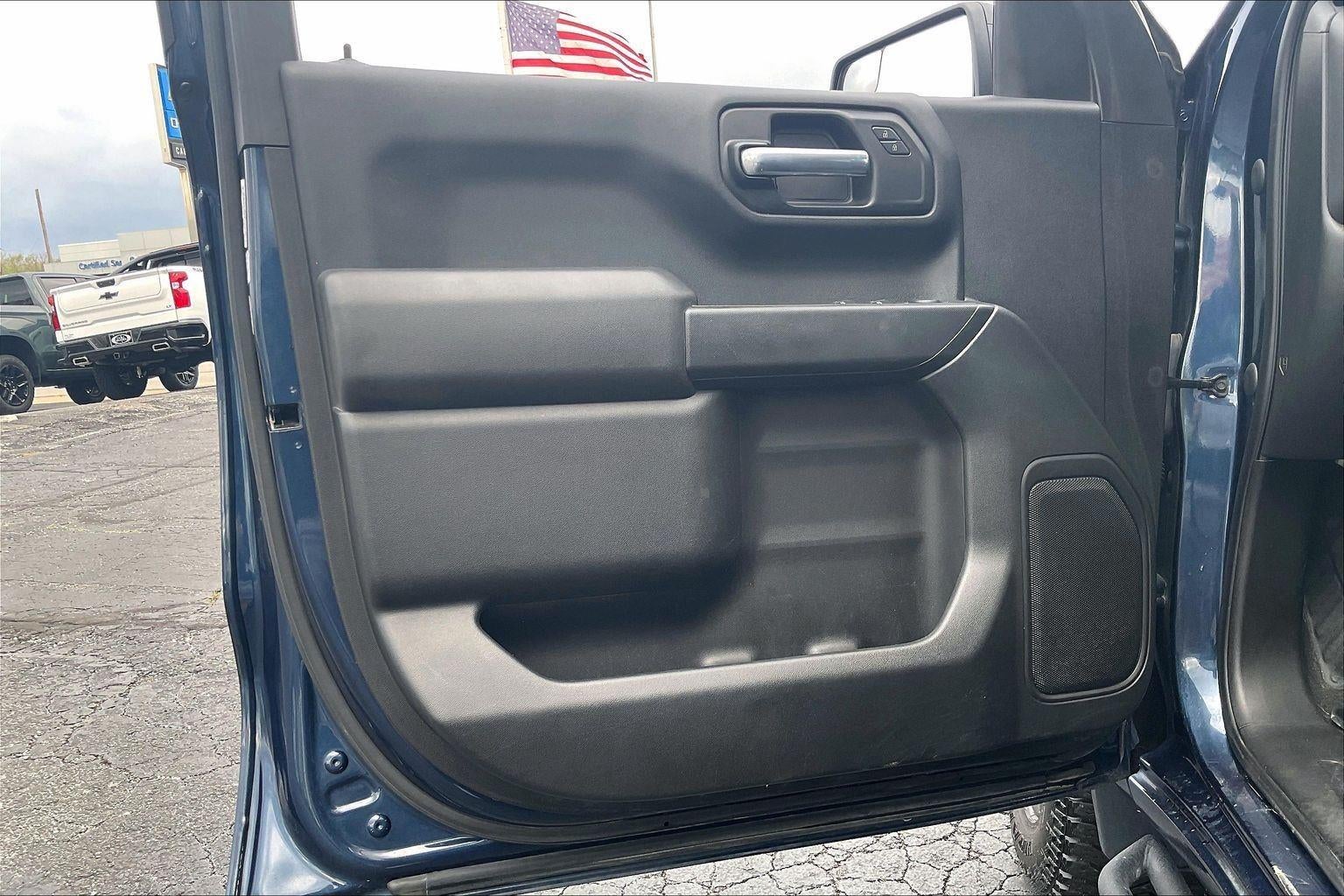 2021 Chevrolet Silverado 1500 Custom Trail Boss