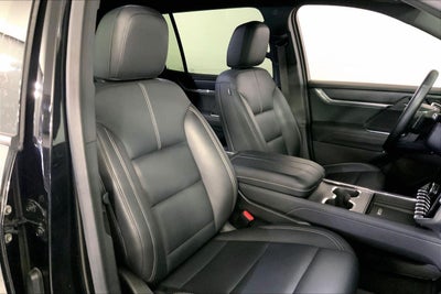 2024 GMC Acadia Elevation