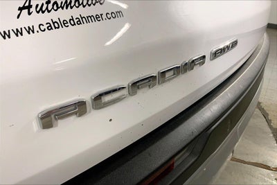 2024 GMC Acadia Elevation