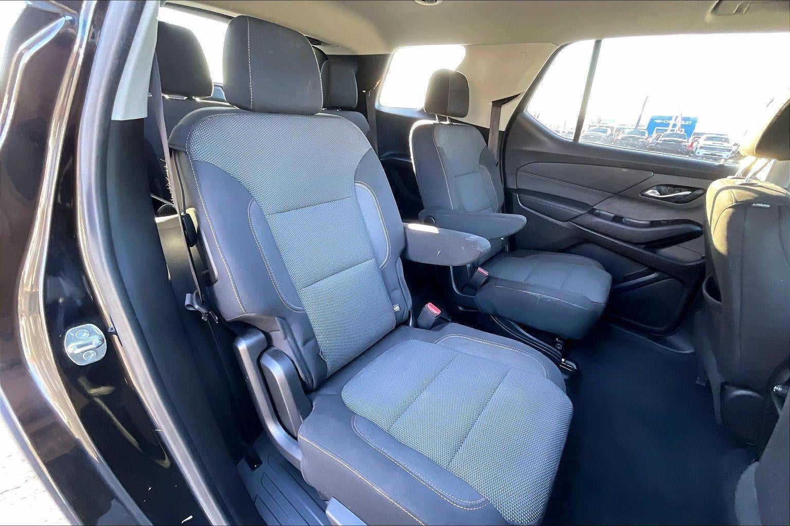 2020 Chevrolet Traverse LT Cloth