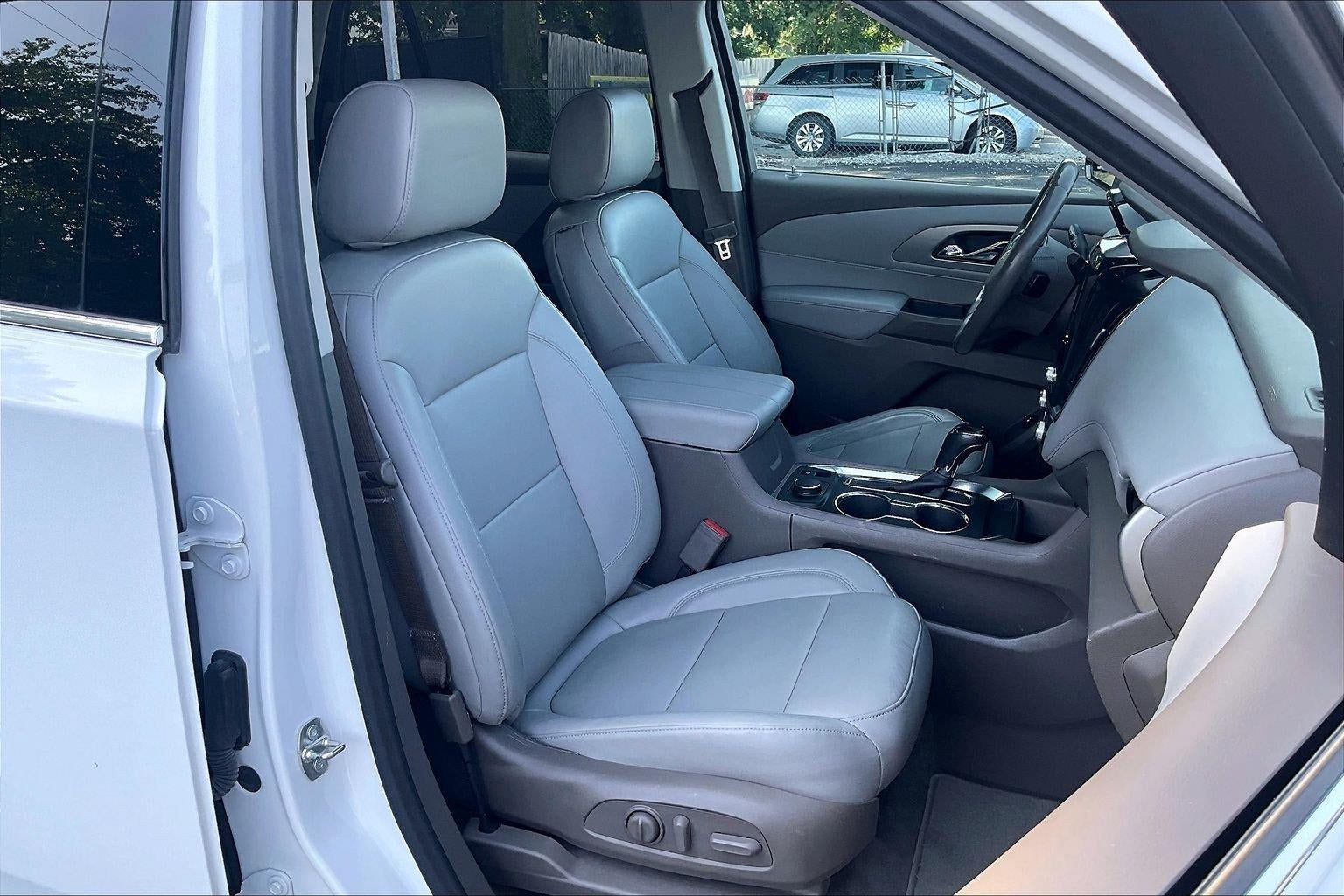 2020 Chevrolet Traverse LT Leather