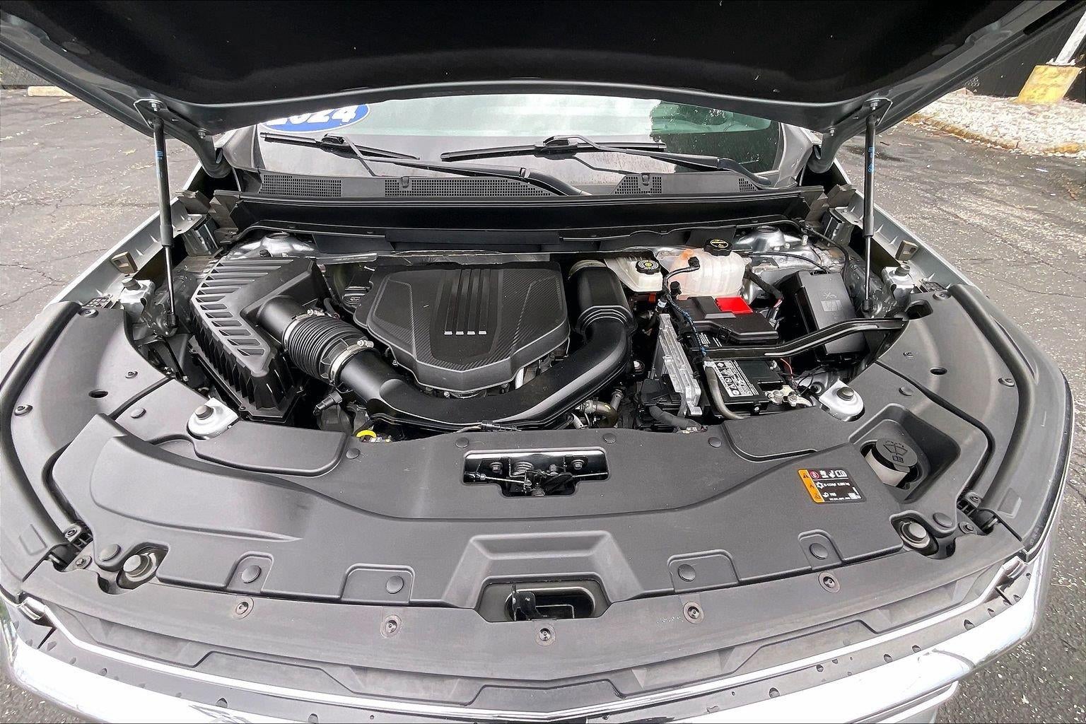 2024 Chevrolet Traverse LT