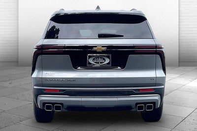 2024 Chevrolet Traverse LT