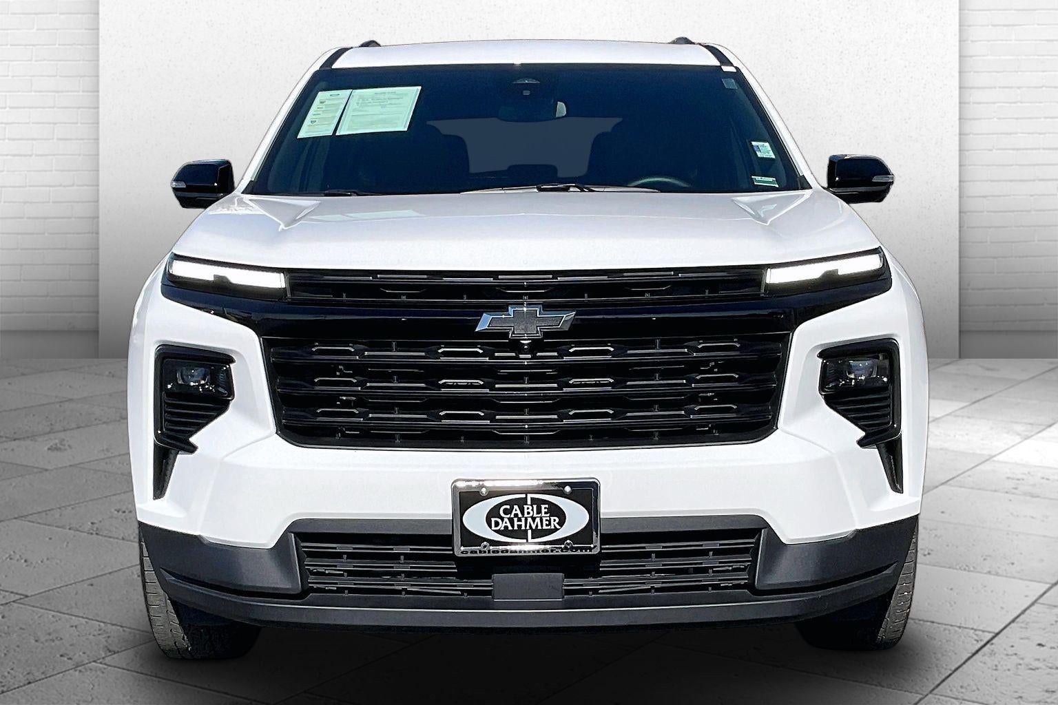 2024 Chevrolet Traverse LT