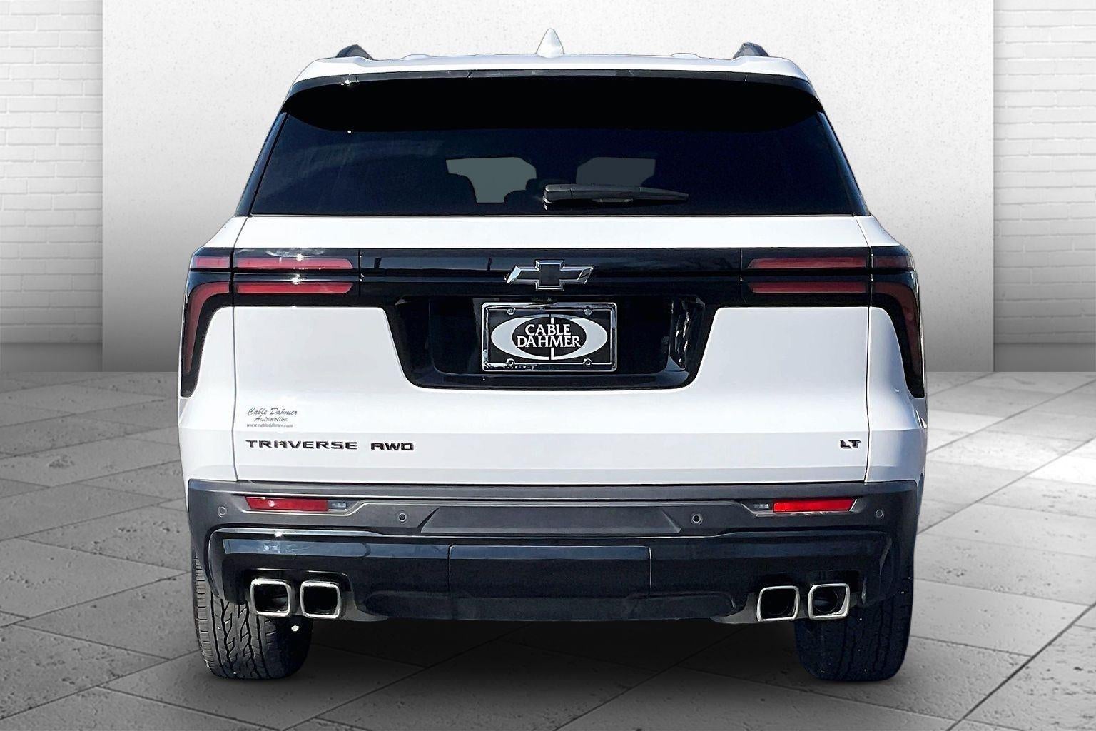 2024 Chevrolet Traverse LT