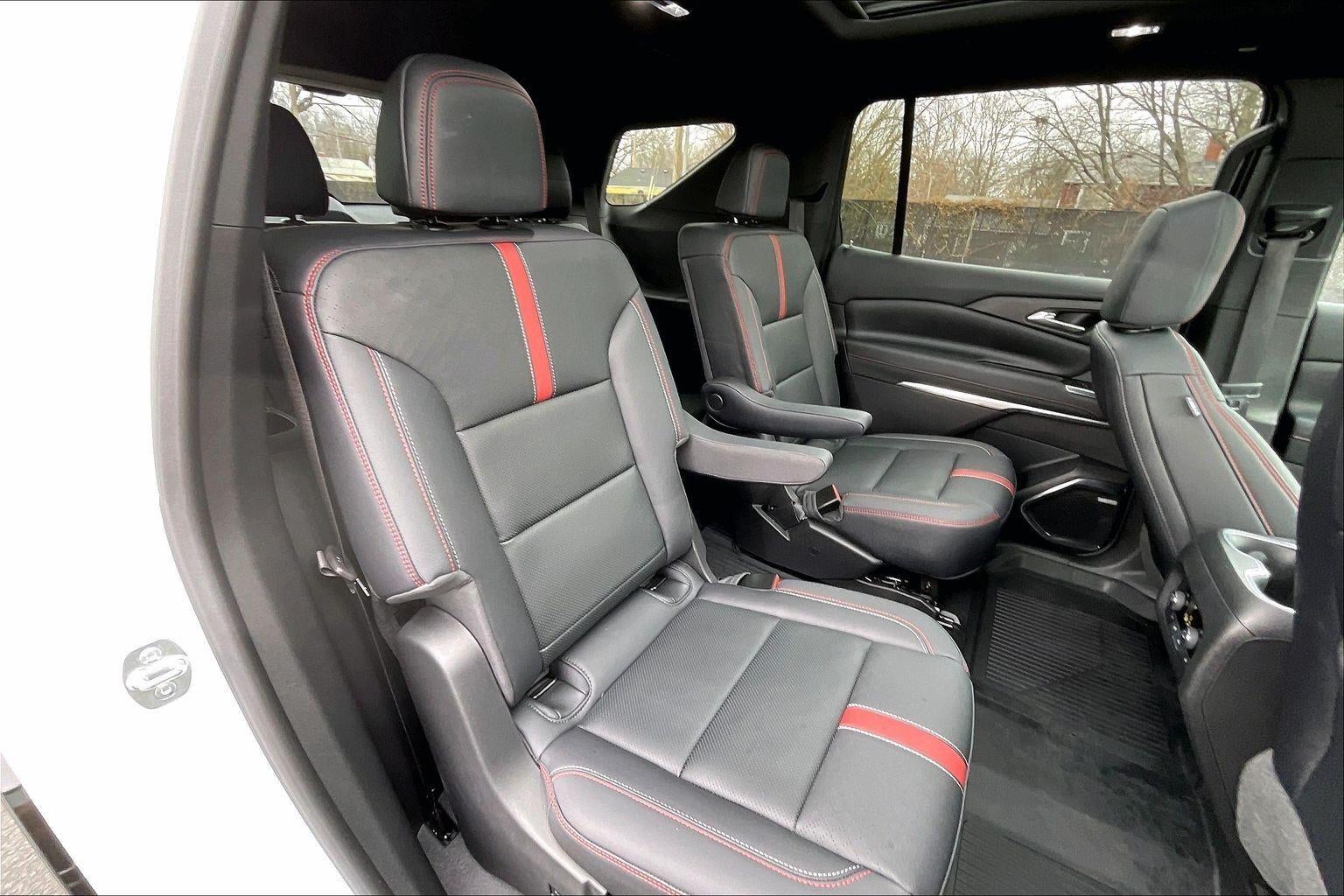 2025 Chevrolet Traverse RS