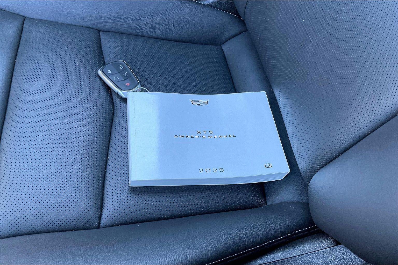 2025 Cadillac XT5 Premium Luxury