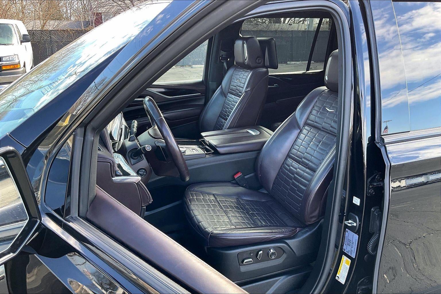 2022 Cadillac Escalade ESV Sport Platinum