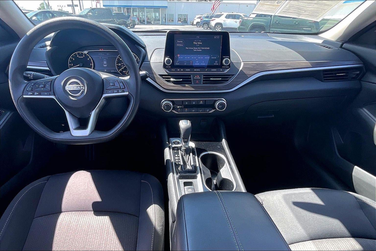 2024 Nissan Altima 2.5 SV