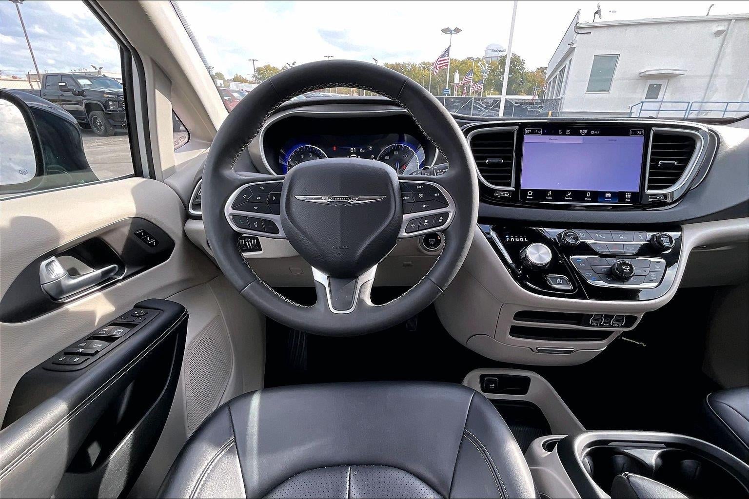 2024 Chrysler Pacifica Touring L