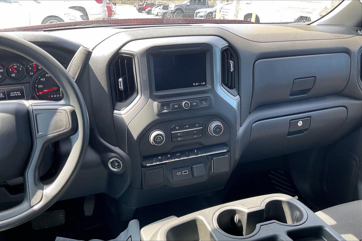 2024 Chevrolet Silverado 1500 Custom