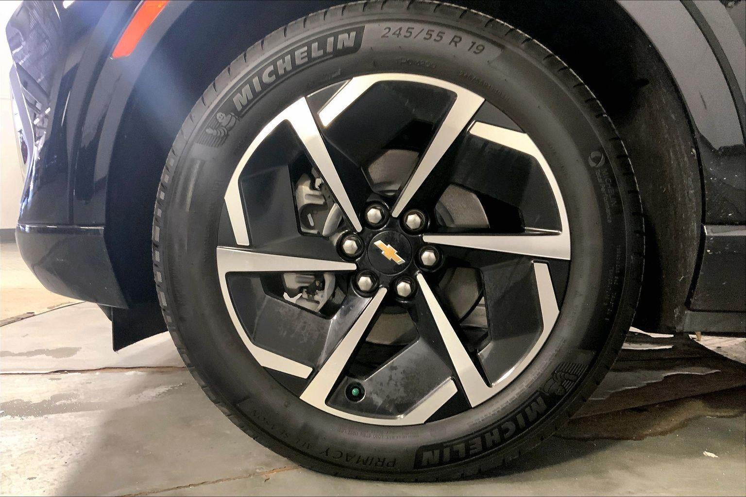 2025 Chevrolet Equinox EV LT