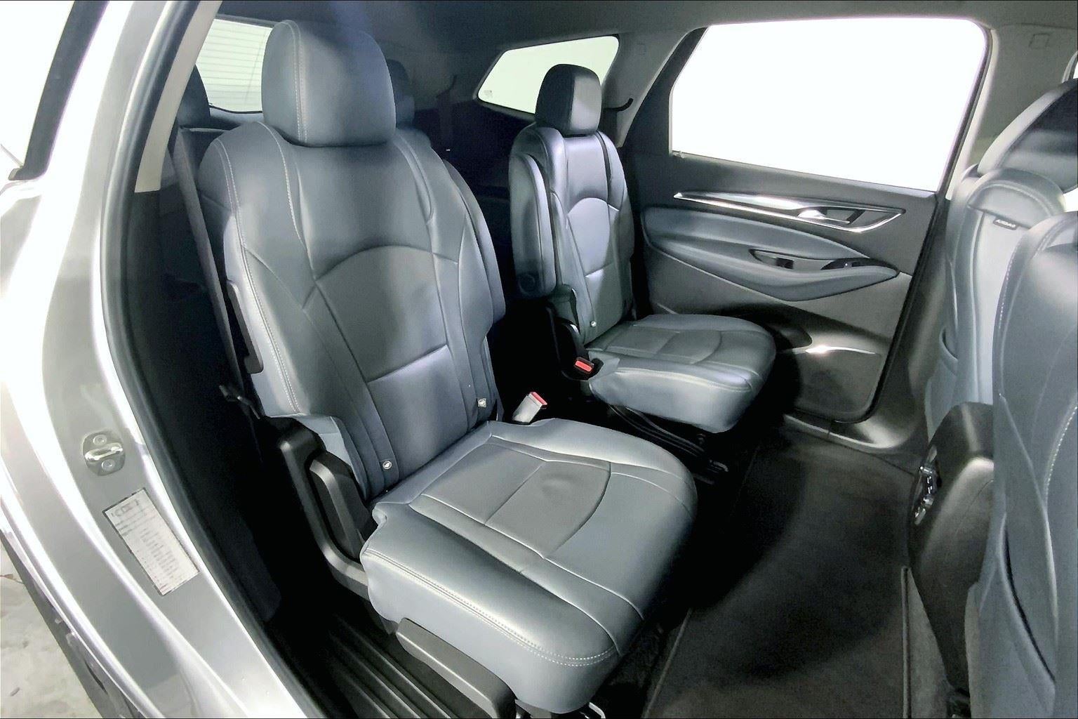 2020 Buick Enclave Essence