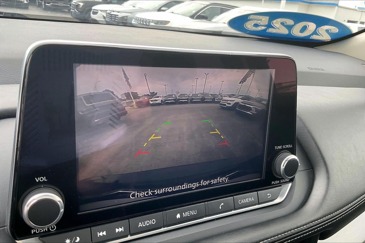 2025 Nissan ROGUE SV