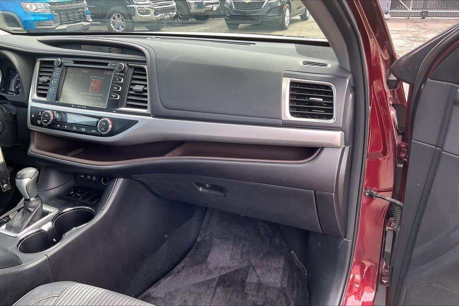 2017 Toyota Highlander LE