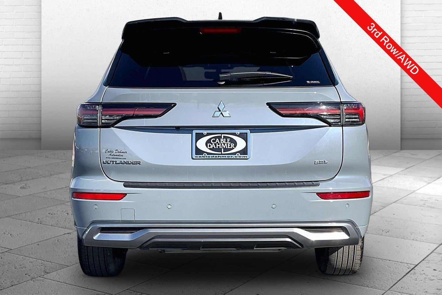 2025 Mitsubishi Outlander SEL