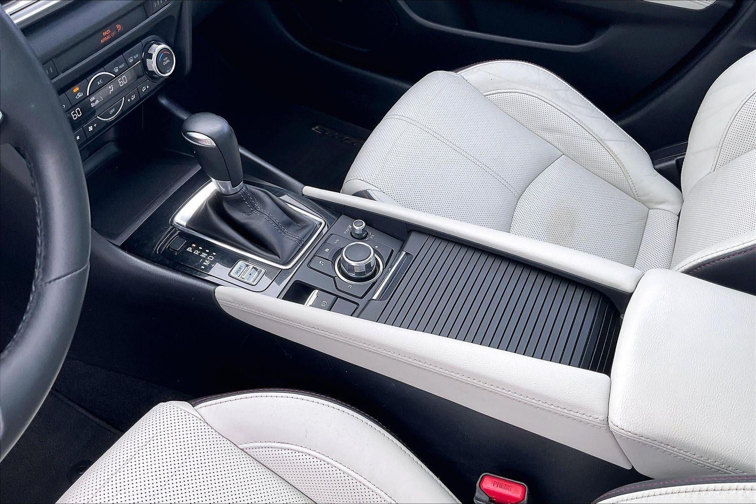 2017 Mazda Mazda3 4-Door Grand Touring