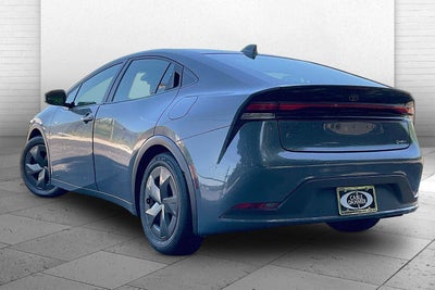 2025 Toyota Prius LE