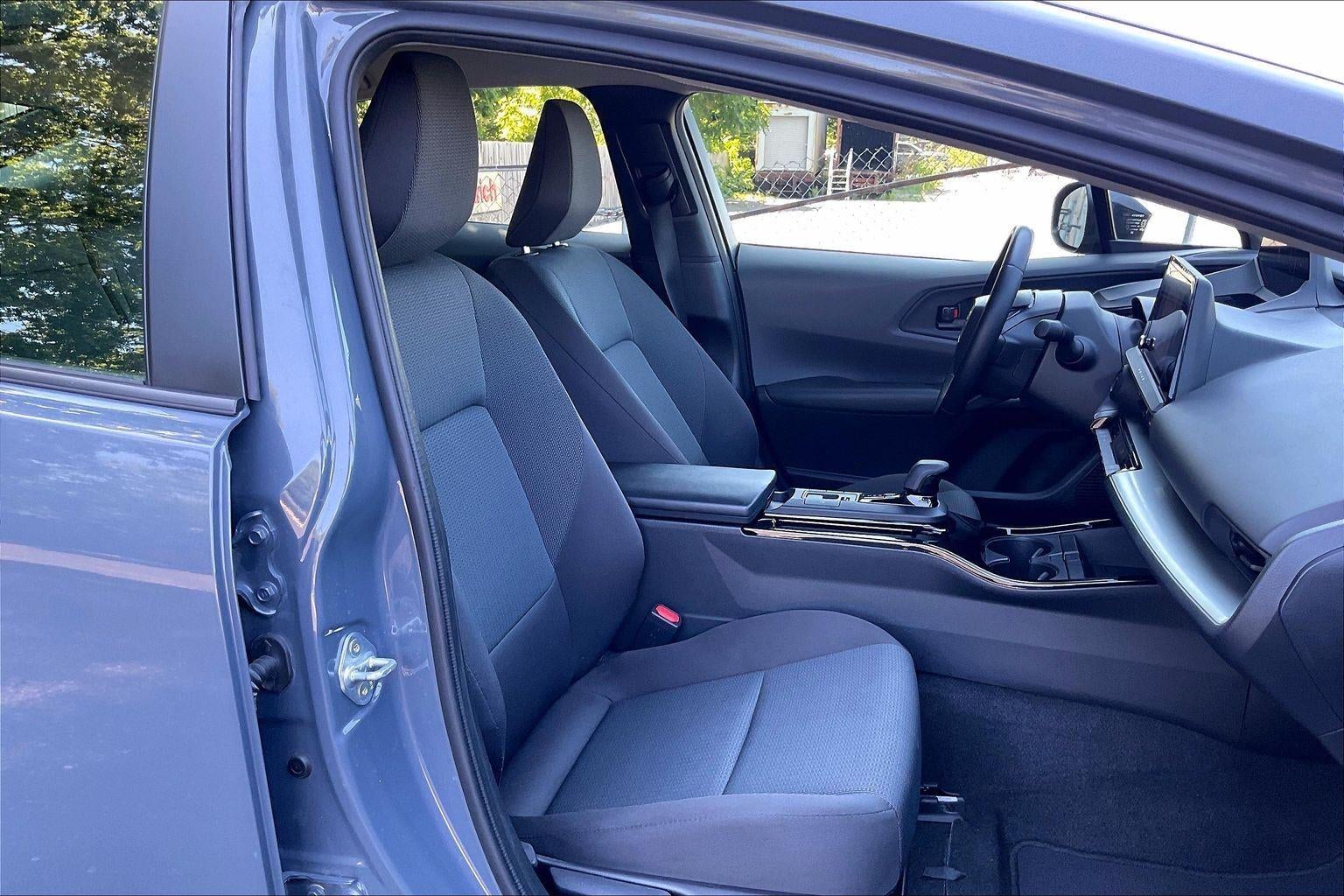 2025 Toyota Prius LE