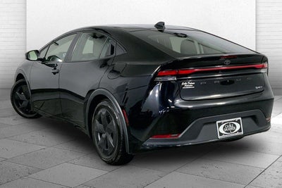 2025 Toyota Prius LE