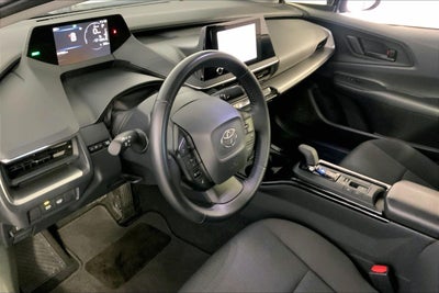 2025 Toyota Prius LE