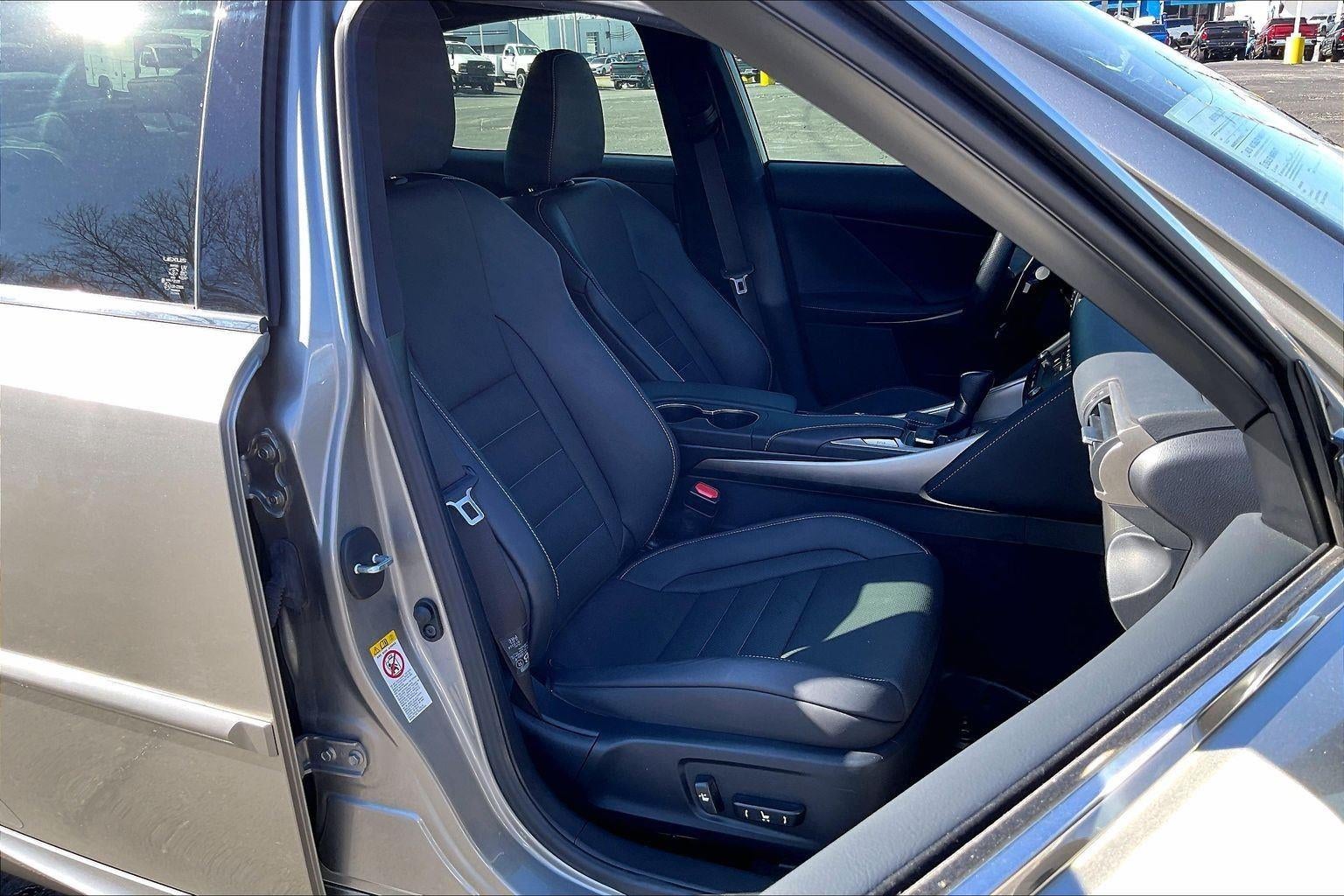 2018 Lexus IS IS 300