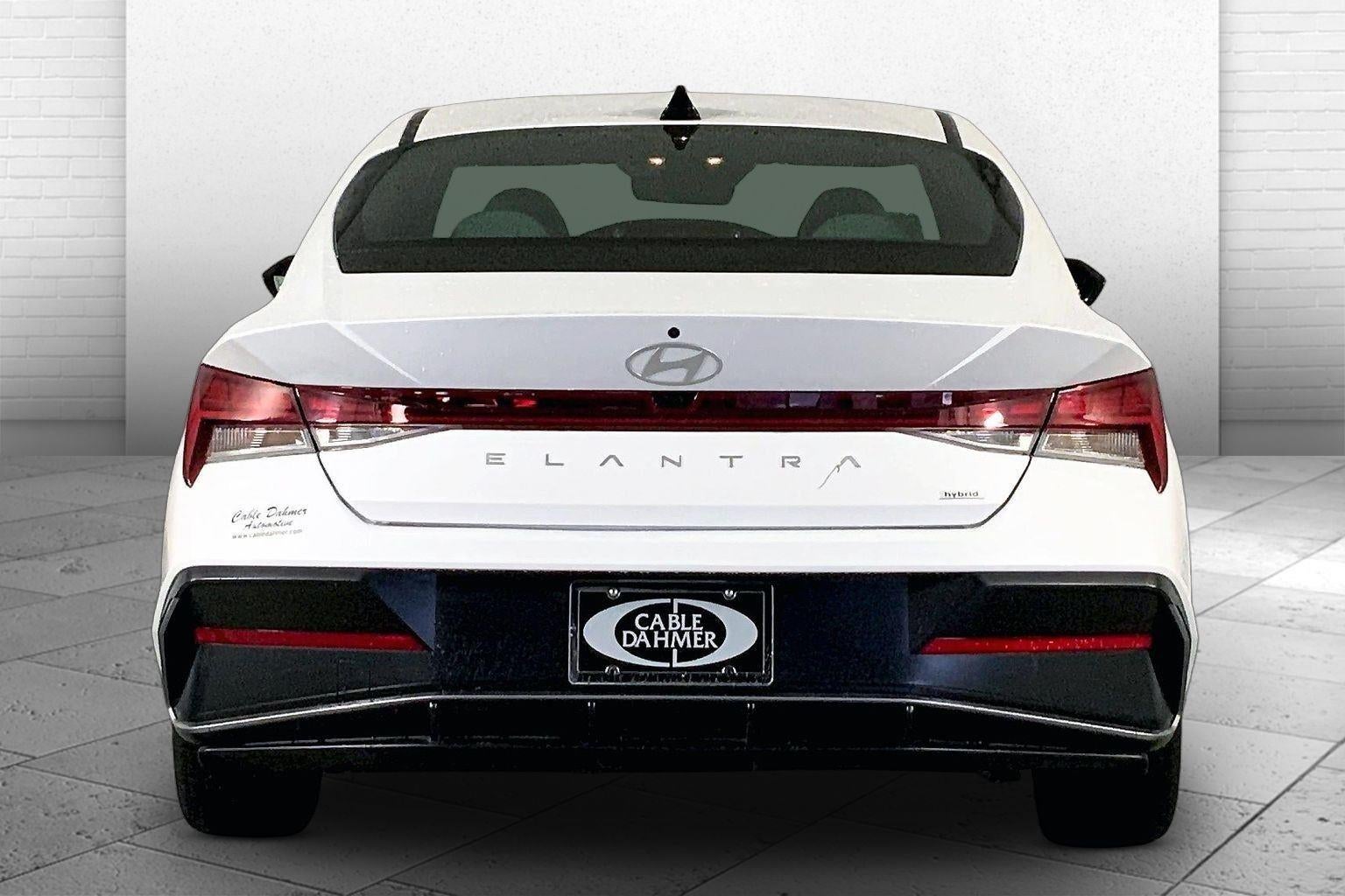 2025 Hyundai Elantra Hybrid Limited
