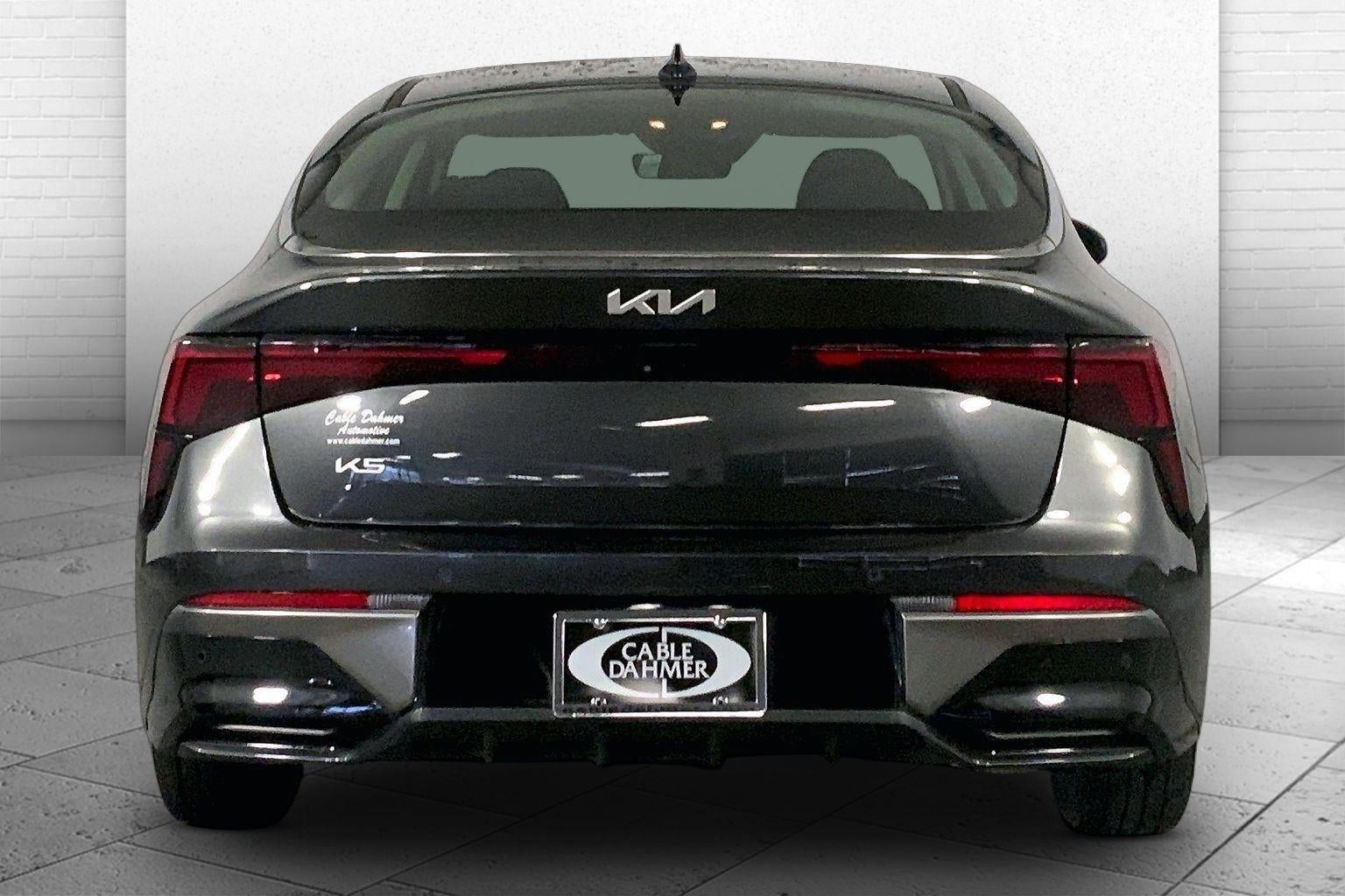 2025 Kia K5 LXS