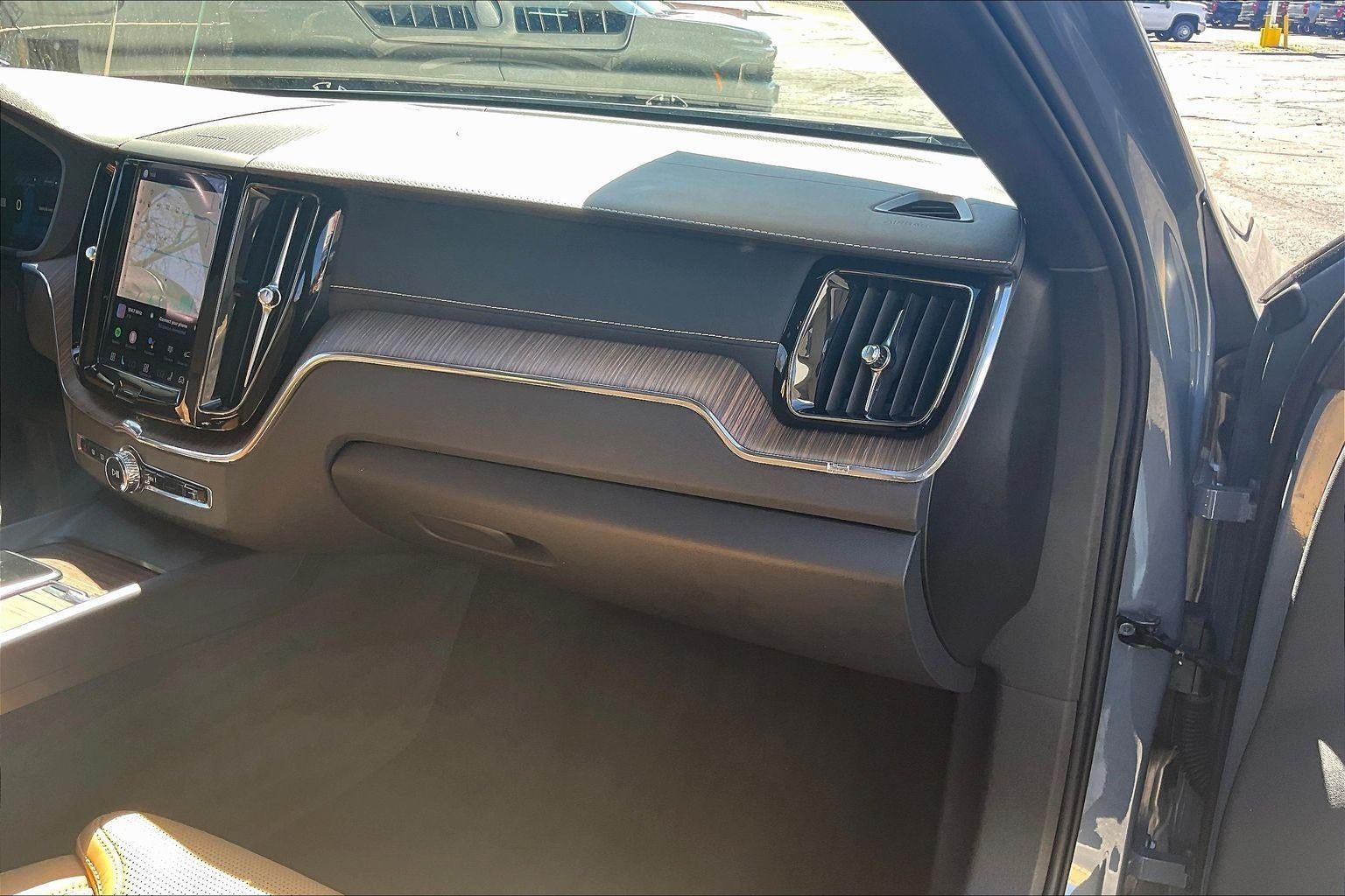 2022 Volvo XC60 Inscription