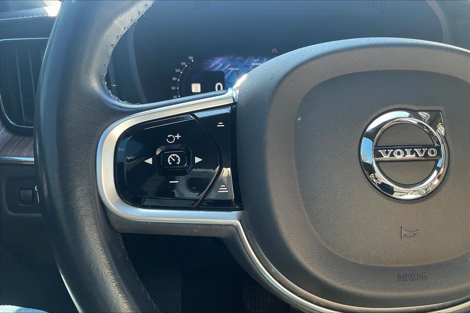 2022 Volvo XC60 Inscription