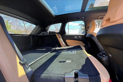 2022 Volvo XC60 Inscription