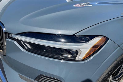 2022 Volvo XC60 Inscription