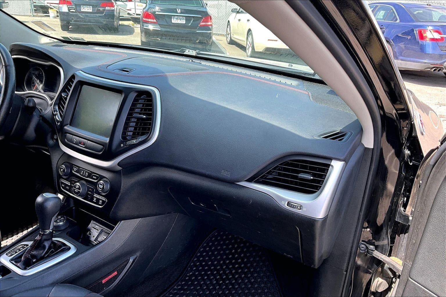 2018 Jeep Cherokee Trailhawk