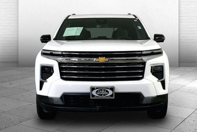 2024 Chevrolet Traverse LT