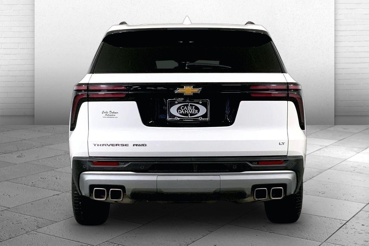 2024 Chevrolet Traverse LT