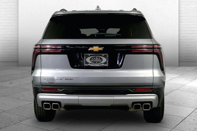 2024 Chevrolet Traverse LT