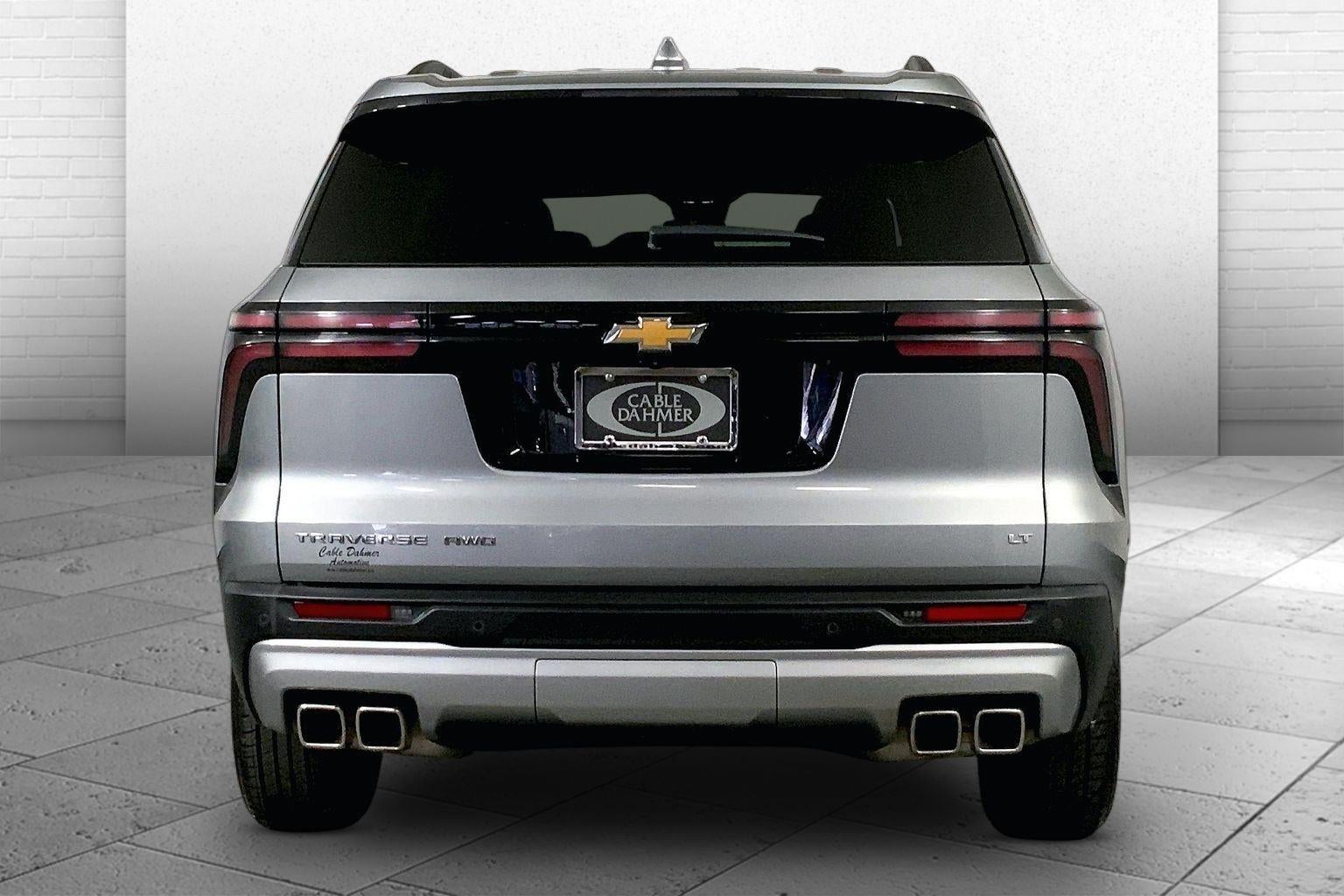 2024 Chevrolet Traverse LT