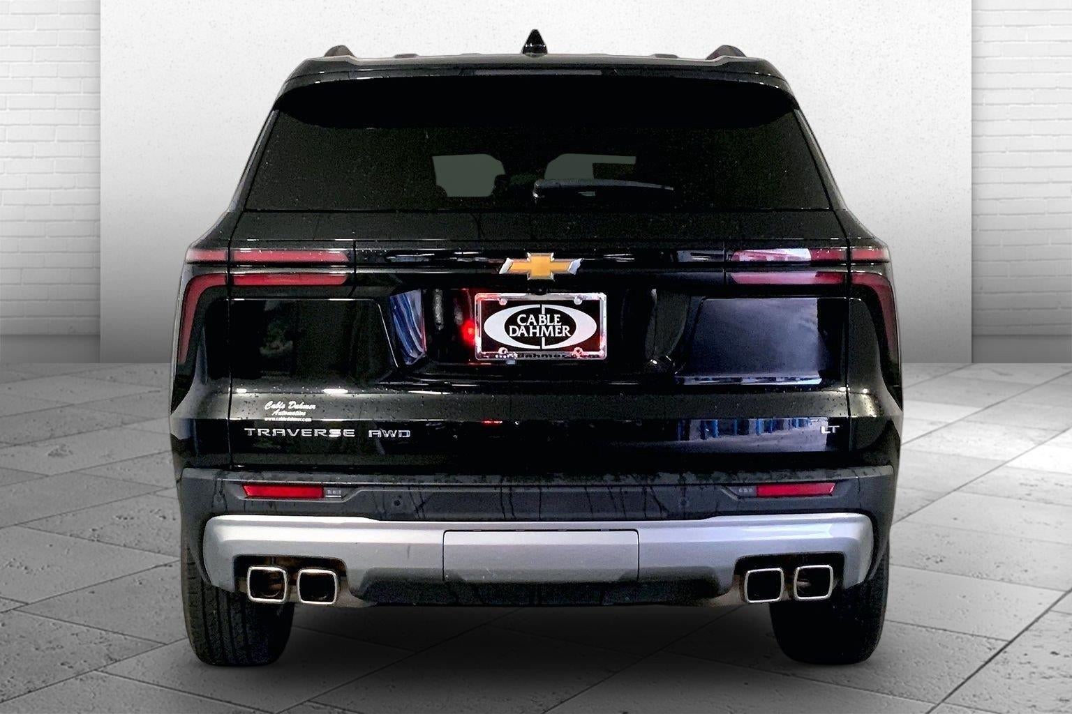 2024 Chevrolet Traverse LT