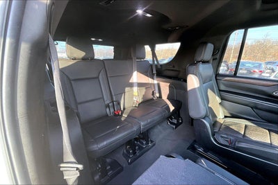 2021 Chevrolet Suburban High Country