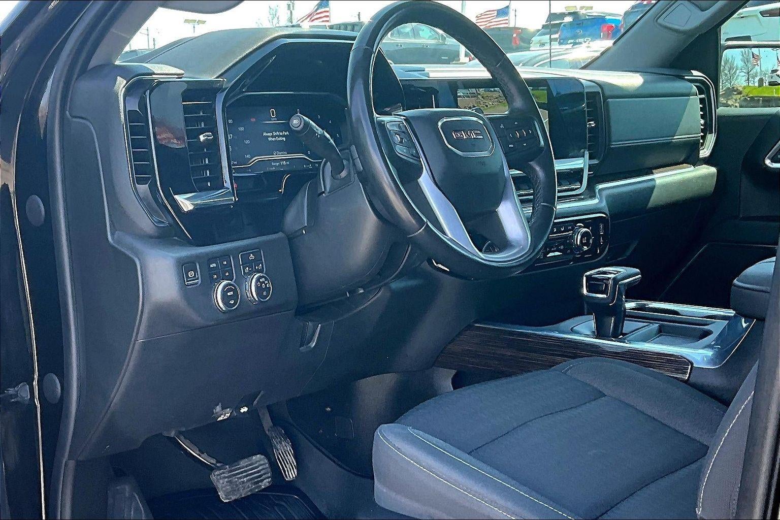2023 GMC Sierra 1500 Elevation