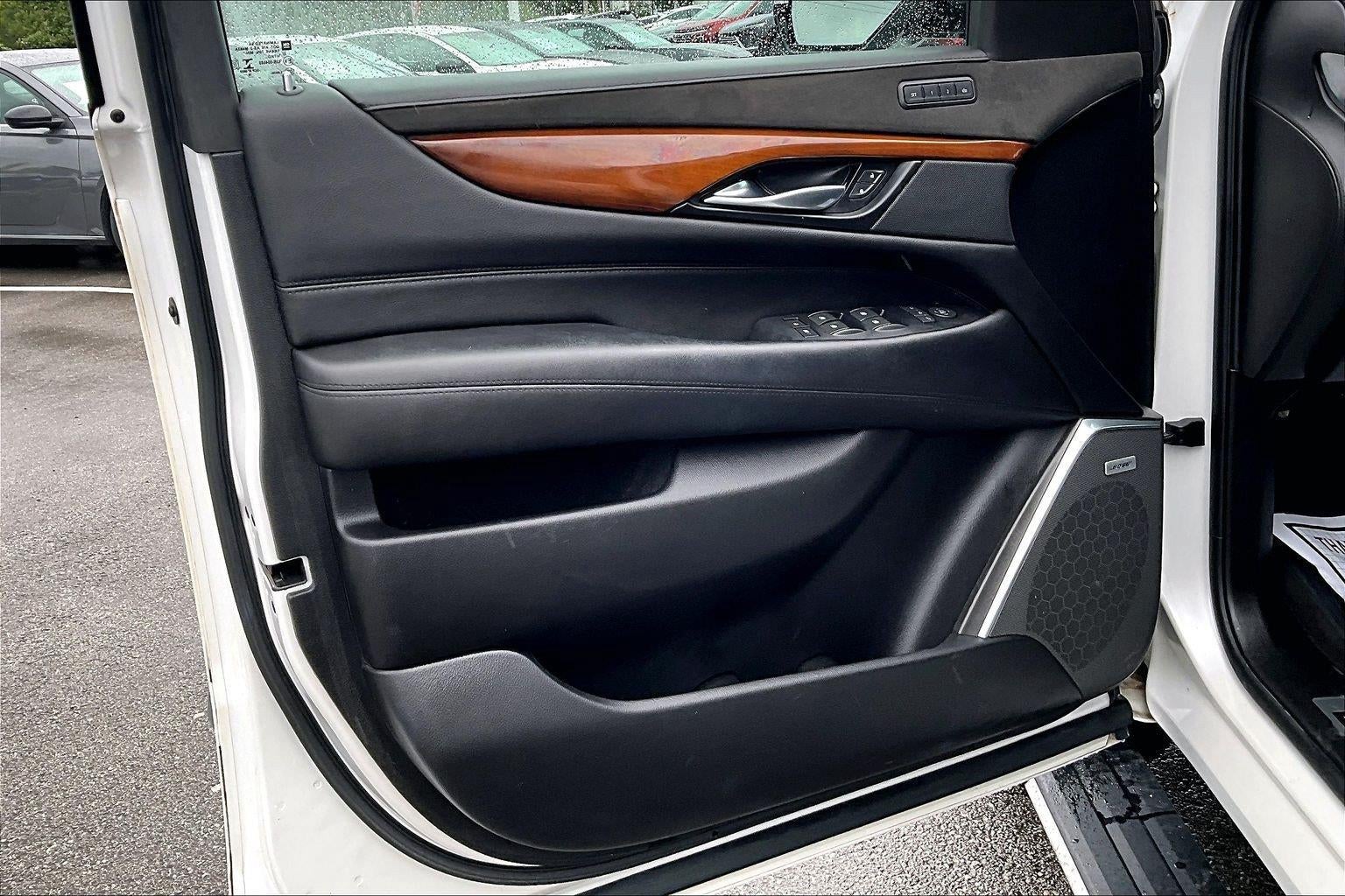 2019 Cadillac Escalade ESV Premium Luxury