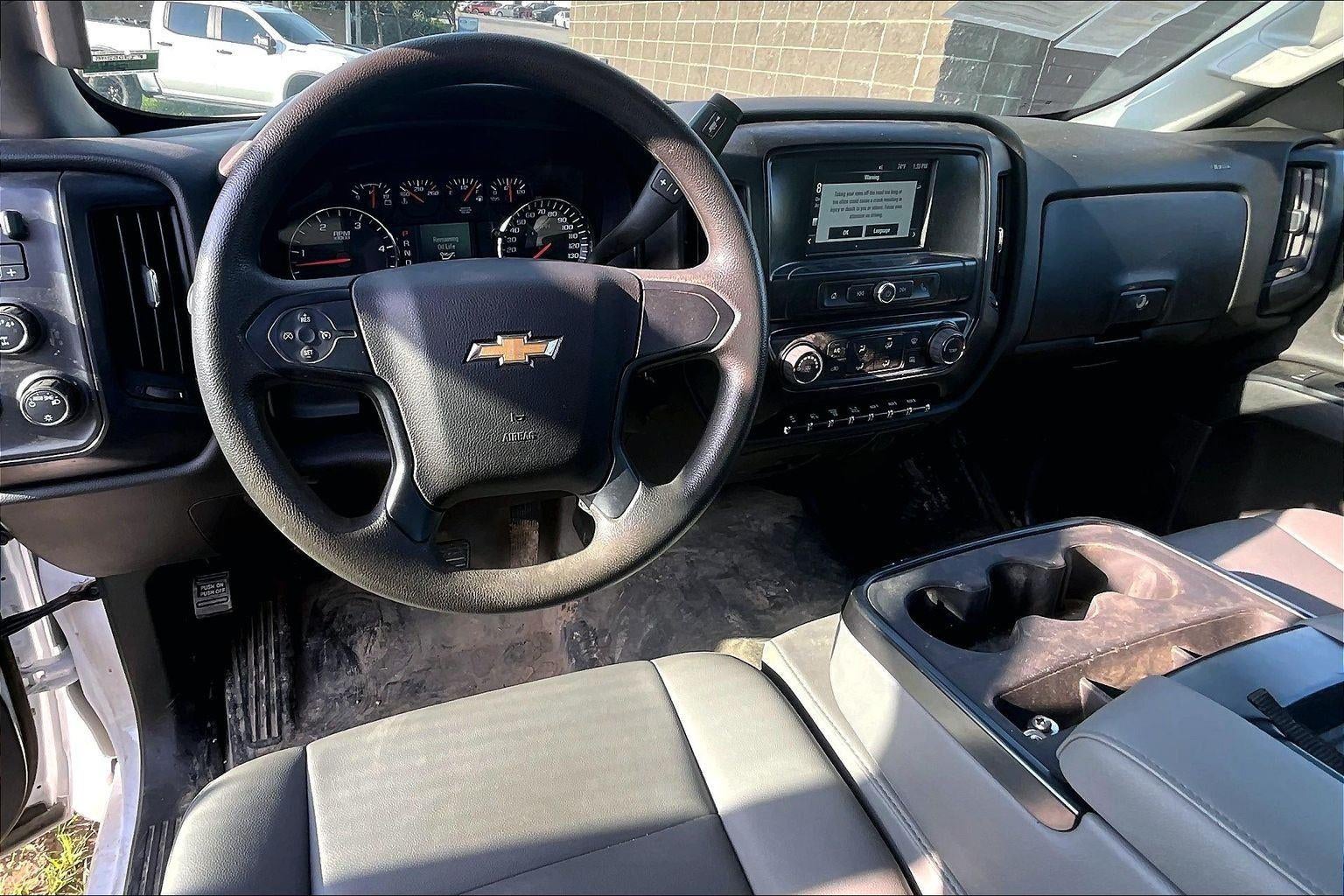 2023 Chevrolet Silverado 5500 HD Work Truck