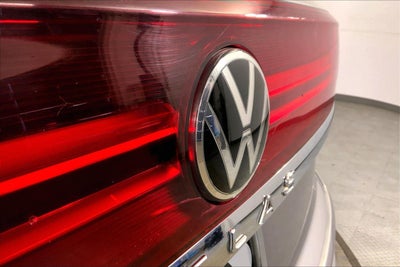 2025 Volkswagen Atlas Cross Sport 2.0T SE w/Technology