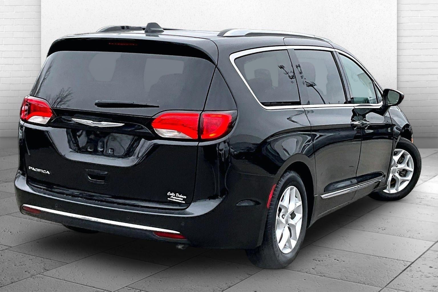 2018 Chrysler Pacifica Touring L Plus