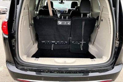 2018 Chrysler Pacifica Touring L Plus